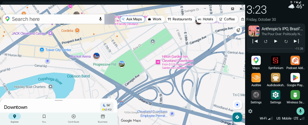 MiniCarHome: Google Maps in a large window on the left, with a panel on the right showing the time, weather, now playing and app shortcuts